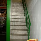  Несущая основа лестницы – два косоура со ступенями из чечевицы из нержавеющей стали